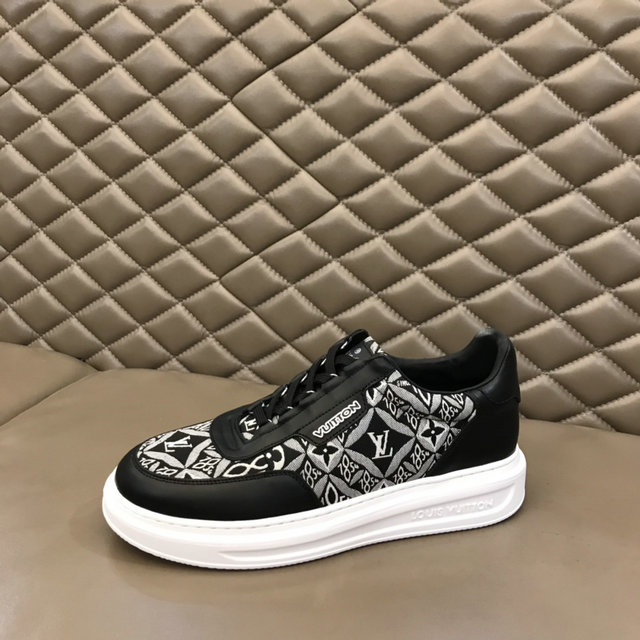 men LV shoes-231